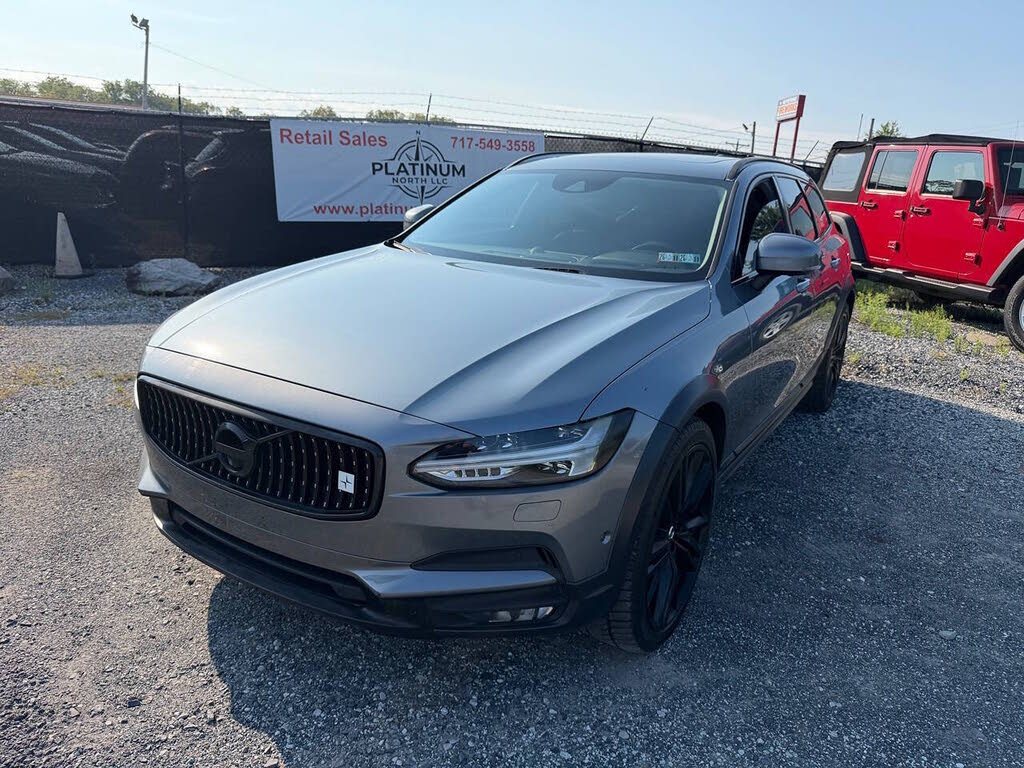 2017 Volvo V90 Cross Country T6 AWD — exterior of the exact listed vehicle