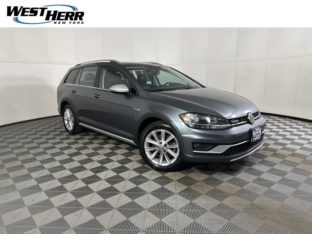 2019 Volkswagen Golf Alltrack S 4Motion — exterior of the exact listed vehicle