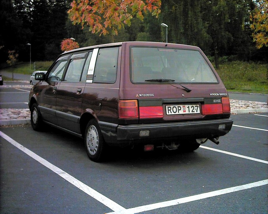 Mitsubishi Space Wagon — illustrative model photo