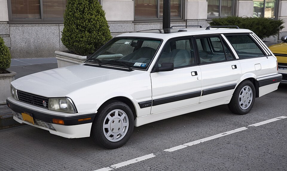 Peugeot 505 Station Wagon — illustrative model photo