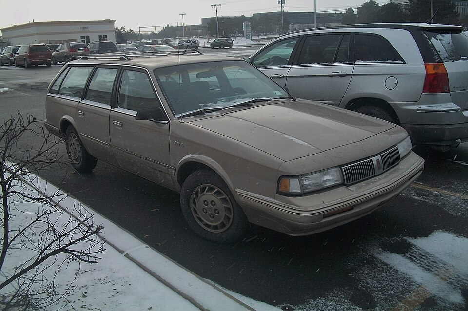 Oldsmobile Ciera SL Wagon — illustrative model photo
