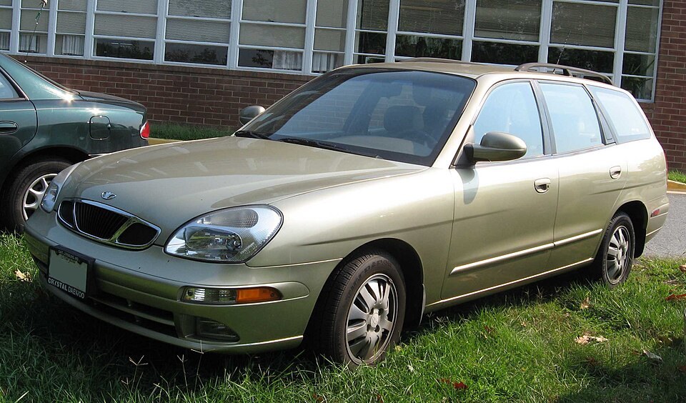 Daewoo Nubira Station Wagon — illustrative model photo