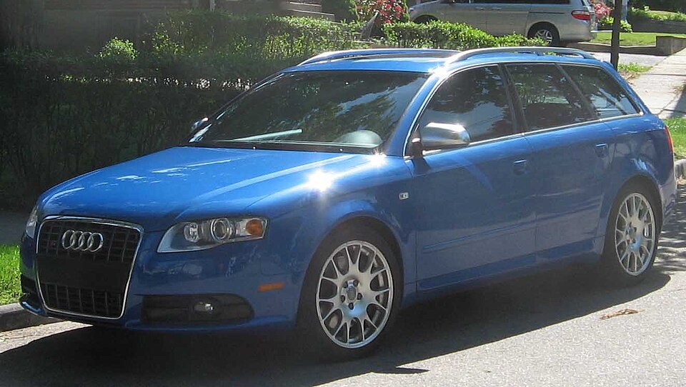 Audi S4 Avant — illustrative model photo